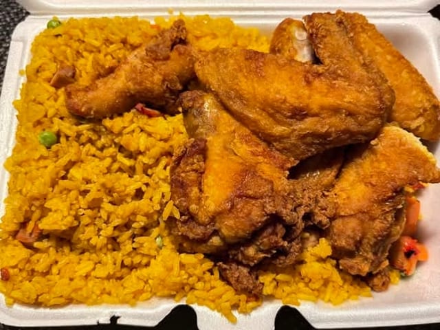 Fried Chicken Wings (8).